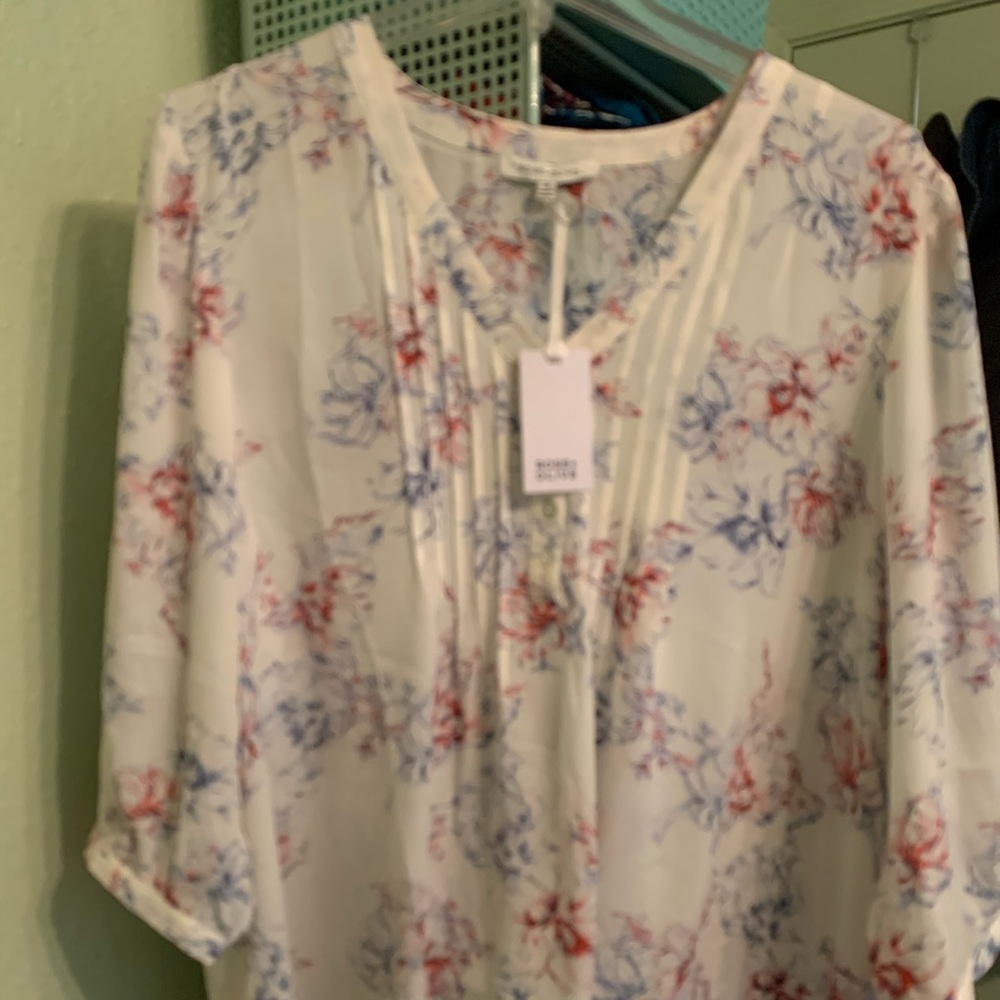 Rose & Olive Cream Floral Top! 3X